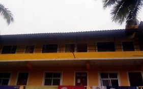 Taha White Pearls Guest House